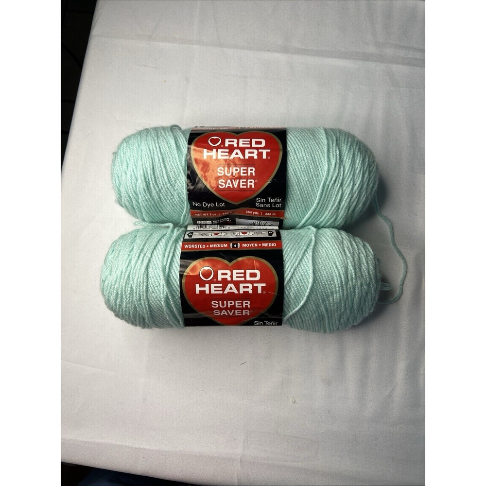 2 Red Heart Super Saver Skeins Yarn 7 oz And 6 oz Pale Green Worsted 4 Medium